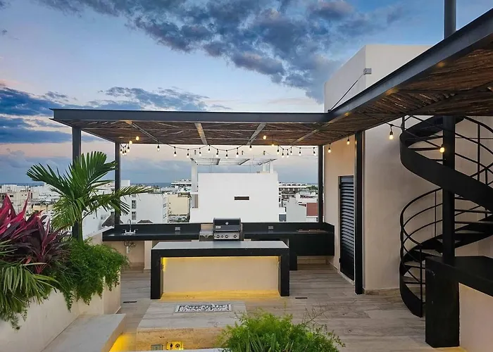 Luxurious Loft - Private Plunge Pool - Rooftop *